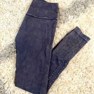 LIKE NEW! Nux Active high-waisted leggings